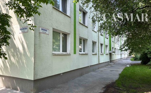 🏡 Rezrrvovane-4-izbový byt po rekonštrukcii na Brodskej ulici | Karlova Ves |