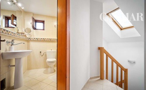 Pekný dvojpodlažný RD v Modranke so samostatnou bytovou jednotkou v prístavbe!!!