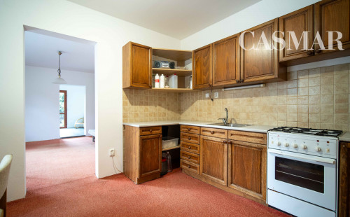 Pekný dvojpodlažný RD v Modranke so samostatnou bytovou jednotkou v prístavbe!!!