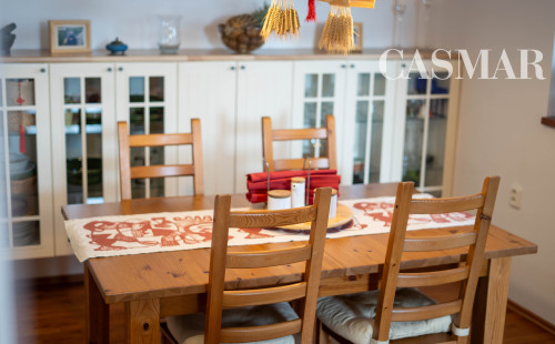 Pekný dvojpodlažný RD v Modranke so samostatnou bytovou jednotkou v prístavbe!!!