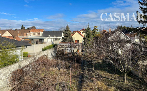 Pekný dvojpodlažný RD v Modranke so samostatnou bytovou jednotkou v prístavbe!!!