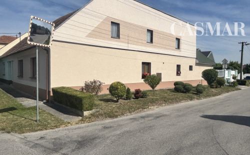 NA PREDAJ!! TEHLOVÝ RODINNÝ DOM V OBCI CÍFER