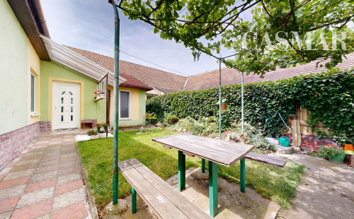 NA PREDAJ!! TEHLOVÝ RODINNÝ DOM V OBCI CÍFER