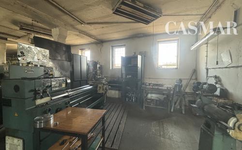 !NA PRENÁJOM! VÝROBNÁ HALA S VEĽKÝM POZEMKOM - CÍFER