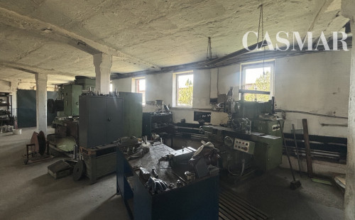 !NA PRENÁJOM! VÝROBNÁ HALA S VEĽKÝM POZEMKOM - CÍFER