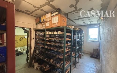 !NA PRENÁJOM! VÝROBNÁ HALA S VEĽKÝM POZEMKOM - CÍFER