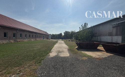 !NA PRENÁJOM! VÝROBNÁ HALA S VEĽKÝM POZEMKOM - CÍFER