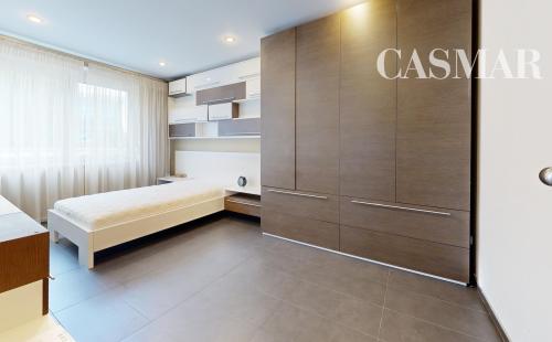 !NA PREDAJ! VEĽKÝ RODINNÝ DOM SENICA