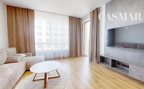 NA PRENÁJOM! Pekný 2-izbový byt s loggiou ,garáž.státim v  projekte V Cukrovar!