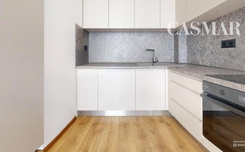 NA PRENÁJOM! Pekný 2-izbový byt s loggiou ,garáž.státim v  projekte V Cukrovar!