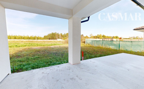 NOVOSTAVBY NOVÉ ZÁMKY - Pekné 4.izb.rodinné domy typu bungalov