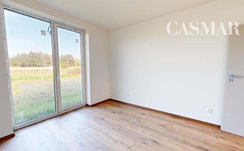 NOVOSTAVBY NOVÉ ZÁMKY - Pekné 4.izb.rodinné domy typu bungalov