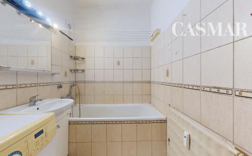 Na predaj: 2-izbový byt s lodžiou a potenciálom v Trnave