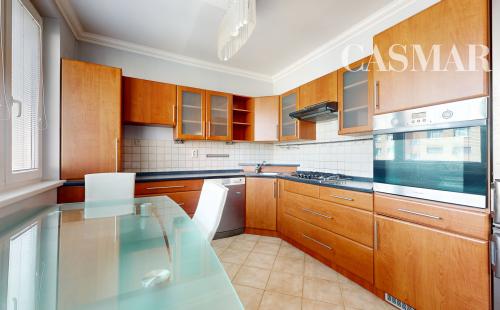 REZERVOVANÝ!🏡 Predaj zariadeného 3-izbového bytu po kompletnej rekonštrukcii s loggiou na Nerudovej ulici v Trnave