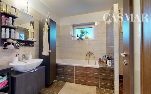 Dva domy za cenu jedného !!! na pozemku s výmerou 1025m2