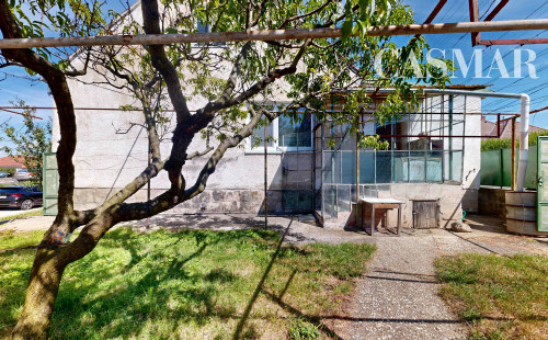 PREDAJ – STARŠÍ TEHLOVÝ RODINNÝ DOM V HRNČIAROVCIACH NAD PARNOU PRI TRNAVE