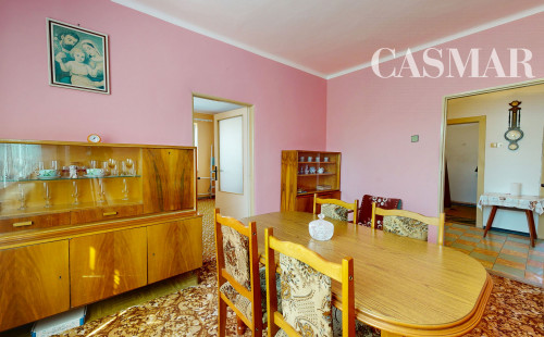 PREDAJ – STARŠÍ TEHLOVÝ RODINNÝ DOM V HRNČIAROVCIACH NAD PARNOU PRI TRNAVE