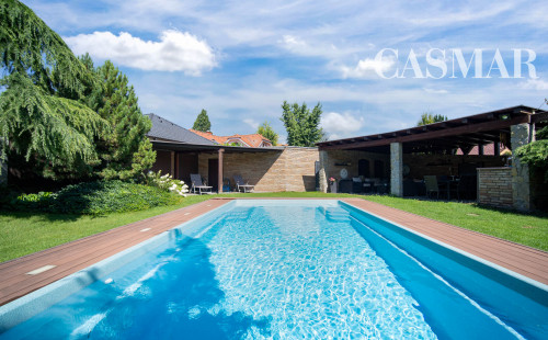 Predaj! 2podlažný 6izb. rod.dom  s dvoj garážou    na Kozáckej ul.