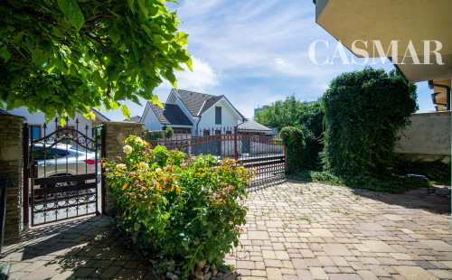 Predaj! 2podlažný 6izb. rod.dom  s dvoj garážou    na Kozáckej ul.