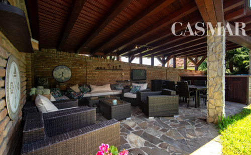 Predaj! 2podlažný 6izb. rod.dom  s dvoj garážou    na Kozáckej ul.