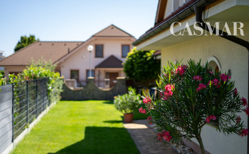 Predaj! 2podlažný 6izb. rod.dom  s dvoj garážou    na Kozáckej ul.