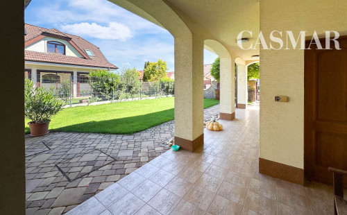 Predaj! 2podlažný 6izb. rod.dom  s dvoj garážou    na Kozáckej ul.