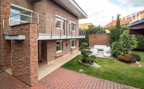 LUXUSNÁ Celoročne obývateľná chata SLNEČNÉ JAZERÁ