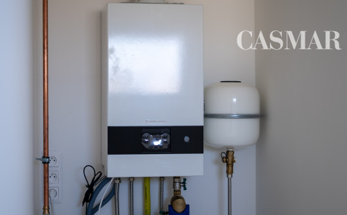 REZERVOVANÉ! Novostavba- Bungalov s pekným výhľadom na Smolenický  zámok!!