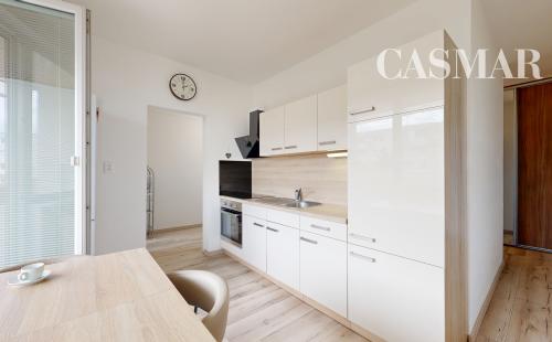 Priestranný 3-izbový byt 78,2 m2 / Tehelná ul.