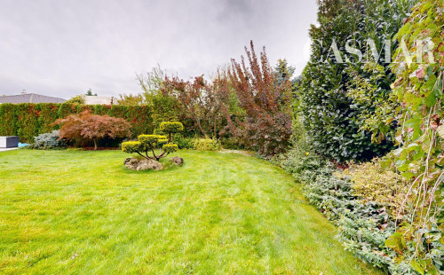 BÝVAJTE V NADŠTANDARTNOM DOME NA LUKRATÍVNOM MIESTE!