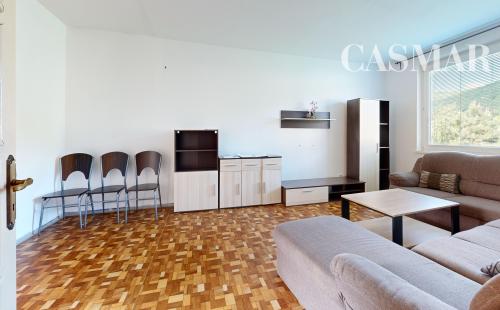 NA PREDAJ 3 IZBOVÝ BYT - KOMENSKÉHO, SMOLENICE