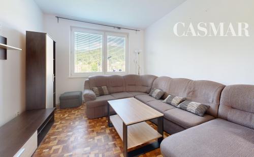 NA PREDAJ 3 IZBOVÝ BYT - KOMENSKÉHO, SMOLENICE