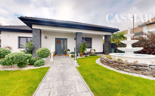 🏡 Nadštandardný 4-izbový rodinný dom s bazénom, zimnou terasou a veľkým pozemkom – Dvorníky