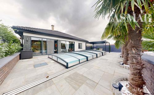 🏡 Nadštandardný 4-izbový rodinný dom s bazénom, zimnou terasou a veľkým pozemkom – Dvorníky