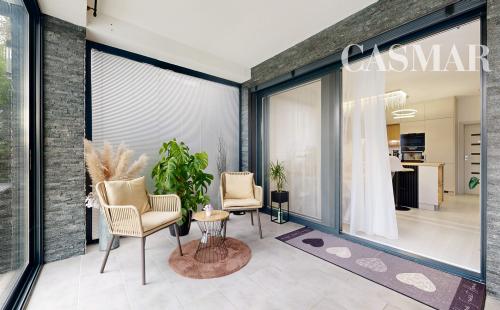 🏡 Nadštandardný 4-izbový rodinný dom s bazénom, zimnou terasou a veľkým pozemkom – Dvorníky