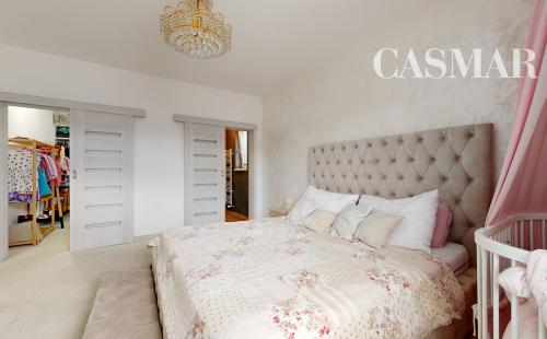 🏡 Nadštandardný 4-izbový rodinný dom s bazénom, zimnou terasou a veľkým pozemkom – Dvorníky