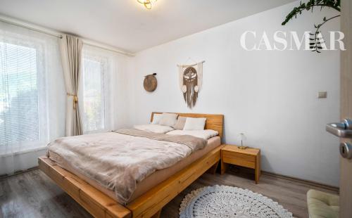 Moderný 6-izbový rodinný dom s veľkou záhradou, altánkom a bazénom – Dolné Orešany