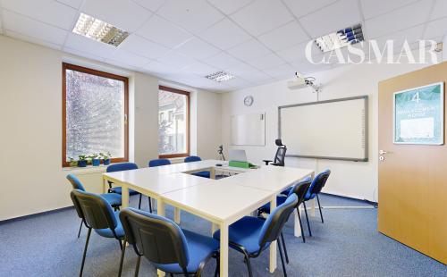 Flexibilné obchodné priestory v centre Trnavy – až 14 miestností ideálnych pre ordinácie, kancelárie či služby