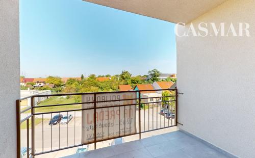 Moderný 2-izbový byt s priestrannou loggiou v projekte Polianky – Zavar