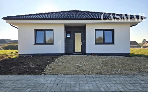 Novostavba 4-izbového bungalovu v novej lokalite – Slovenská Nová Ves