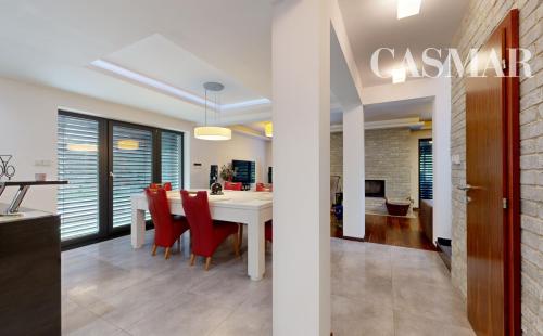 BÝVAJTE V NADŠTANDARTNOM DOME NA LUKRATÍVNOM MIESTE!