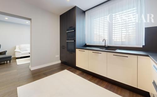 LUXUSNÝ DVOJPODLAŽNÝ RODINNÝ DOM V MODRANKE.