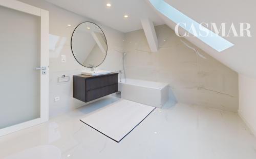 LUXUSNÝ DVOJPODLAŽNÝ RODINNÝ DOM V MODRANKE.