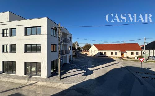 Novovybudovaný bytový dom s bytmi a polyfunkciou na predaj!!! Obec Červeník pri Trnave!