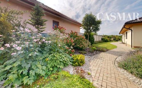 Na predaj priestranný rodinný dom v Slovenskej Novej Vsi