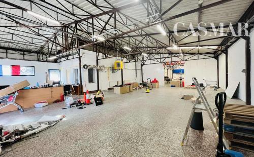Na prenájom murovaný obchodno-skladový priestor s výmerou 408,60 m² v Senci
