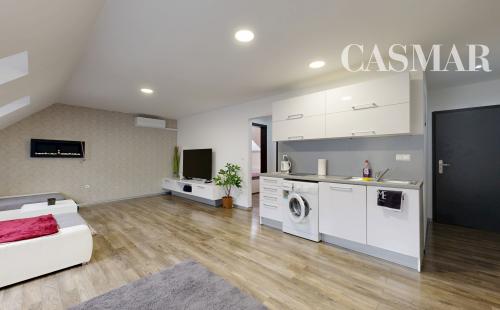 Bývajte priamo v historickom centre Trnavy a zároveň si užívajte súkromie v tichom vnútrobloku.