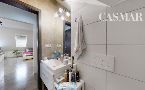 Bývajte priamo v historickom centre Trnavy a zároveň si užívajte súkromie v tichom vnútrobloku.