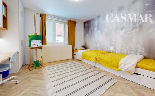 Krásny 3izb.byt v úplnom centre v oplotenom areáli s vlastným garáž. a parkov. státim