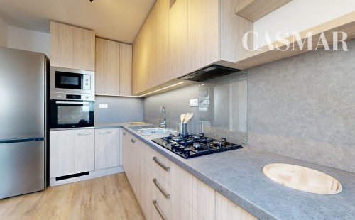 PRENÁJOM zariadený 2-izbový byt s parkovacím miestom